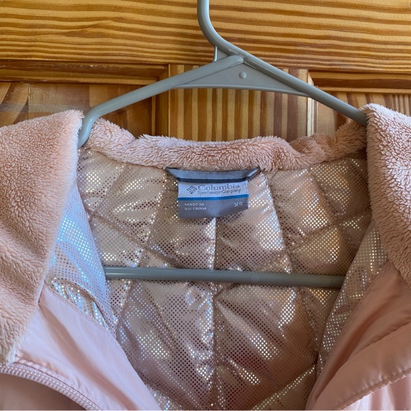 Columbia Coat - Picture 2 of 7